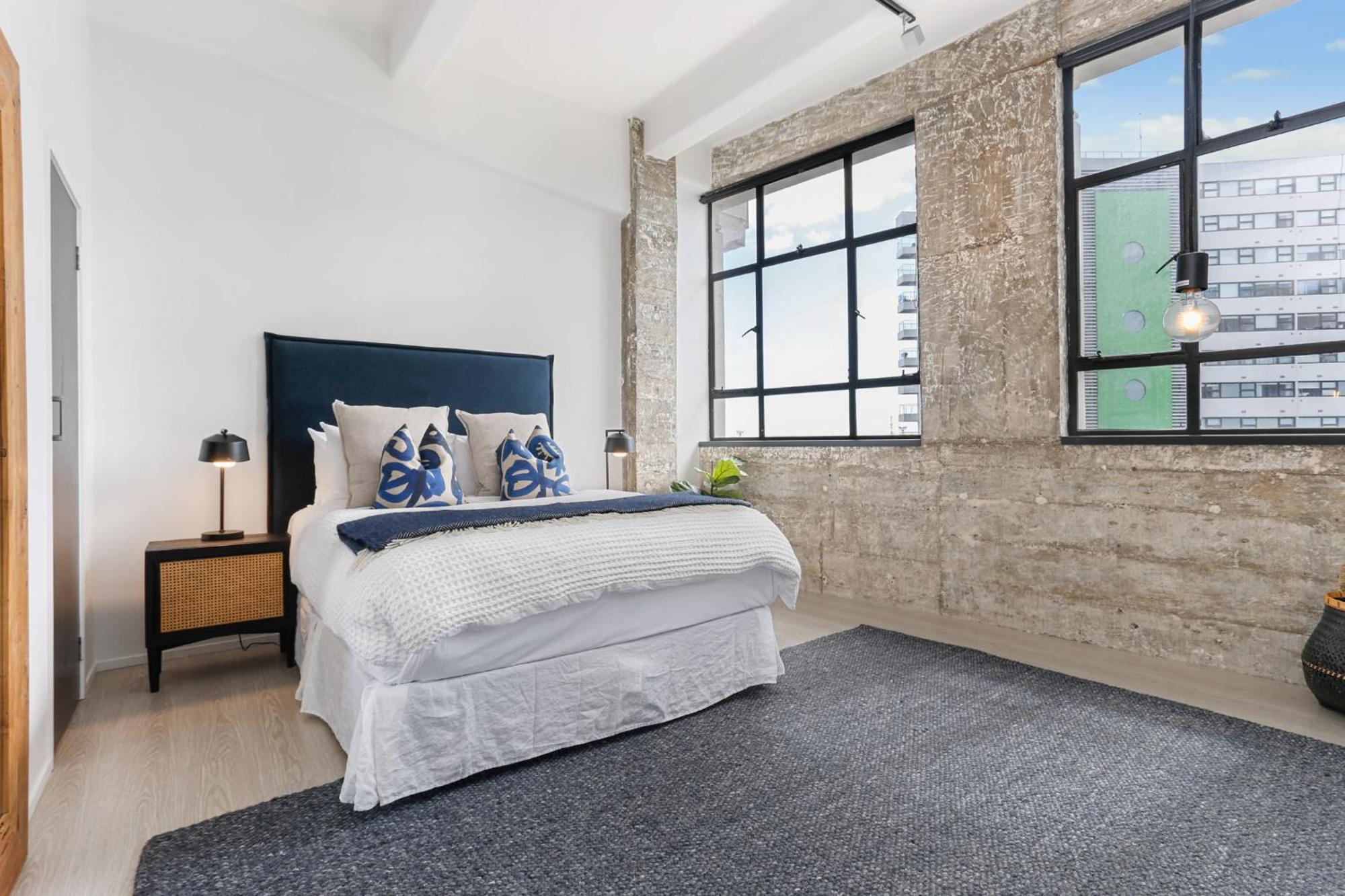 Emily Place By Urban Rest Apartment